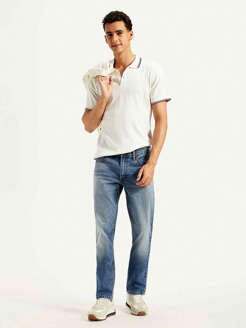 Levi's men's 511 slim fit blue mid-rise jeans, showcasing front view with classic five-pocket design and slim silhouette.