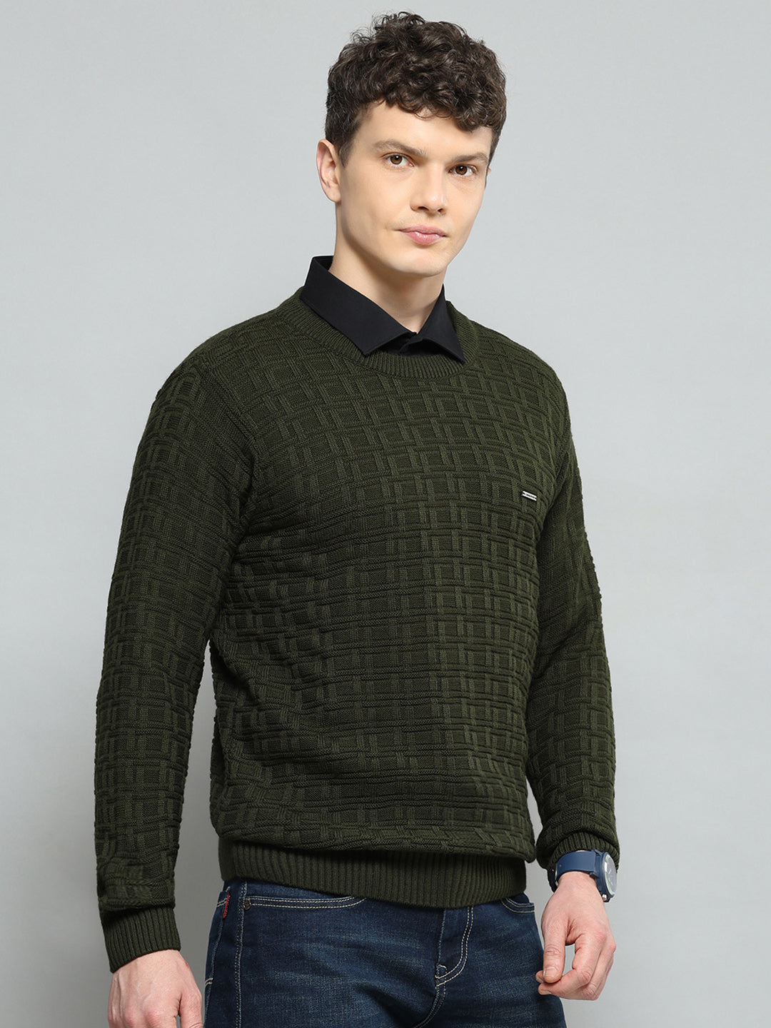 Men Olive Self Design Round Neck Full Sleeve Pullover - Goyalsons ShopMax
