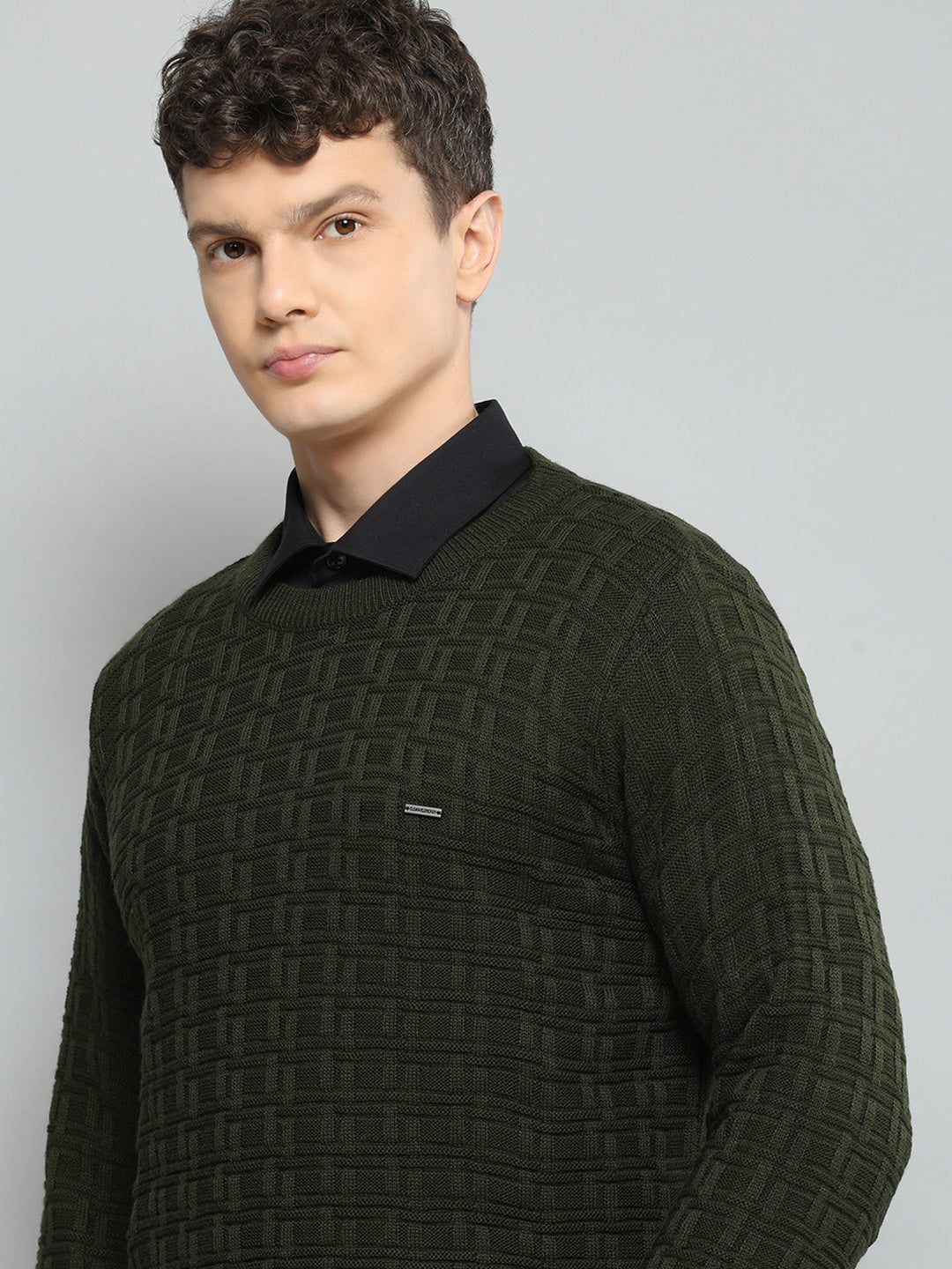 Men Olive Self Design Round Neck Full Sleeve Pullover - Goyalsons ShopMax