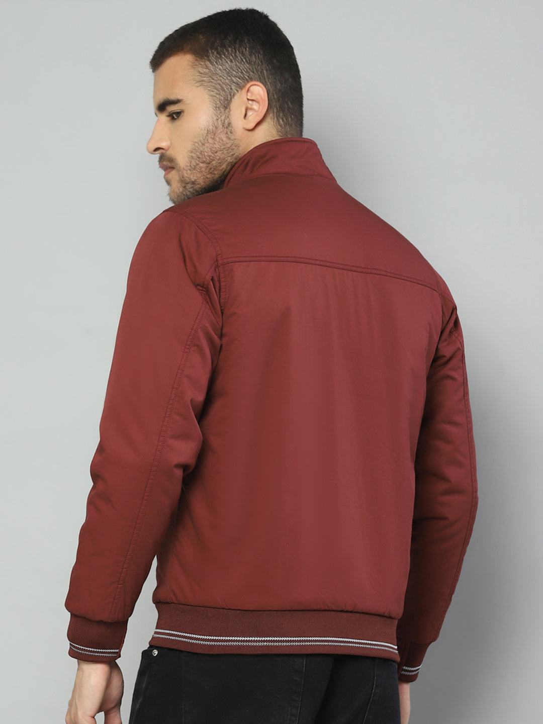 Men Maroon Solid Collar Full Sleeve Jacket