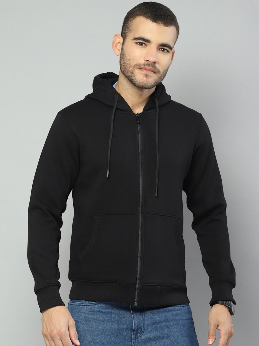 Men Black Solid Hooded Full Sleeve Sweatshirt