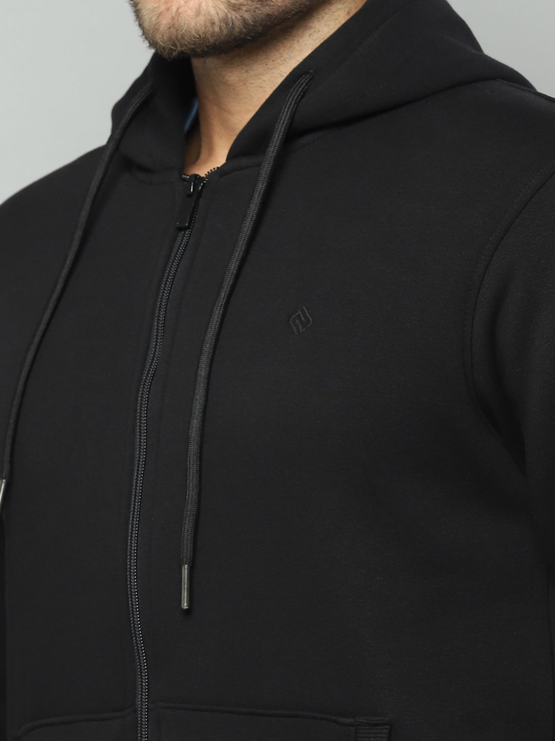 Men Black Solid Hooded Full Sleeve Sweatshirt