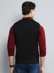 Men Green Solid V Neck Sleeveless Sweater