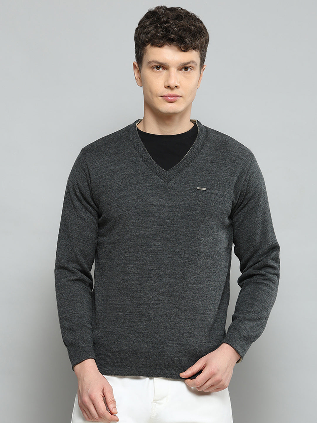 Men Grey Solid V Neck Full Sleeve Pullover - Goyalsons ShopMax