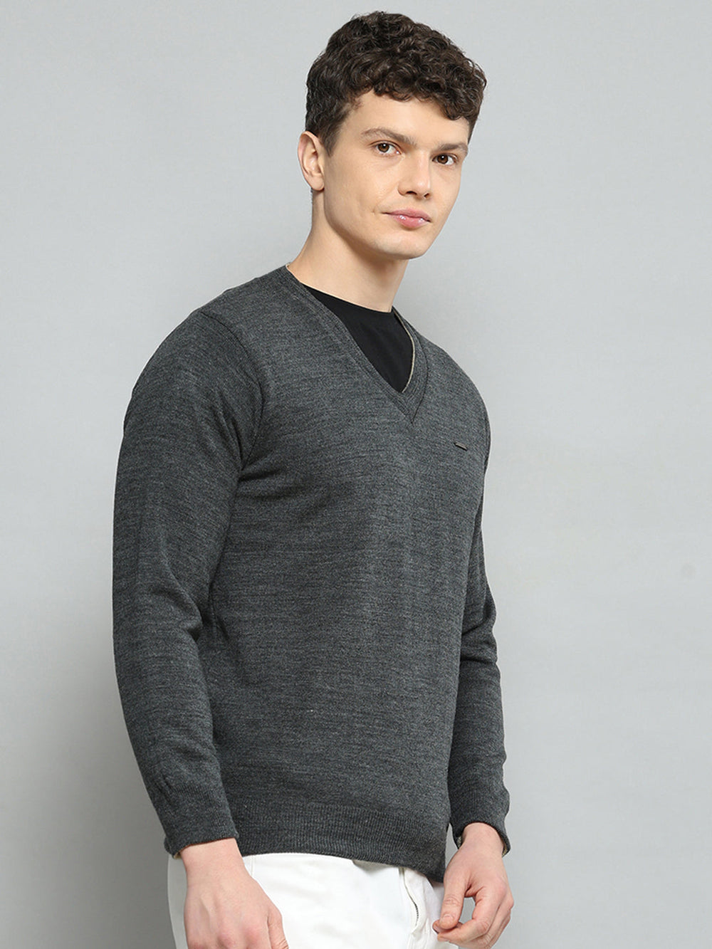 Men Grey Solid V Neck Full Sleeve Pullover - Goyalsons ShopMax