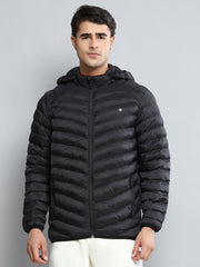 Men Black Solid Hooded Full Sleeve Jacket
