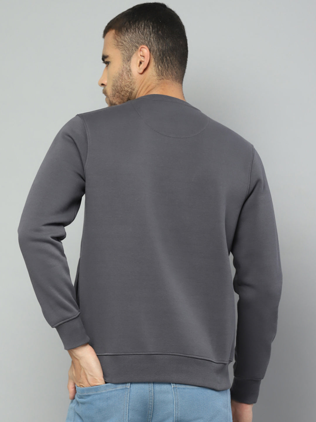 Men Charcoal Solid Round Neck Full Sleeve Sweatshirt