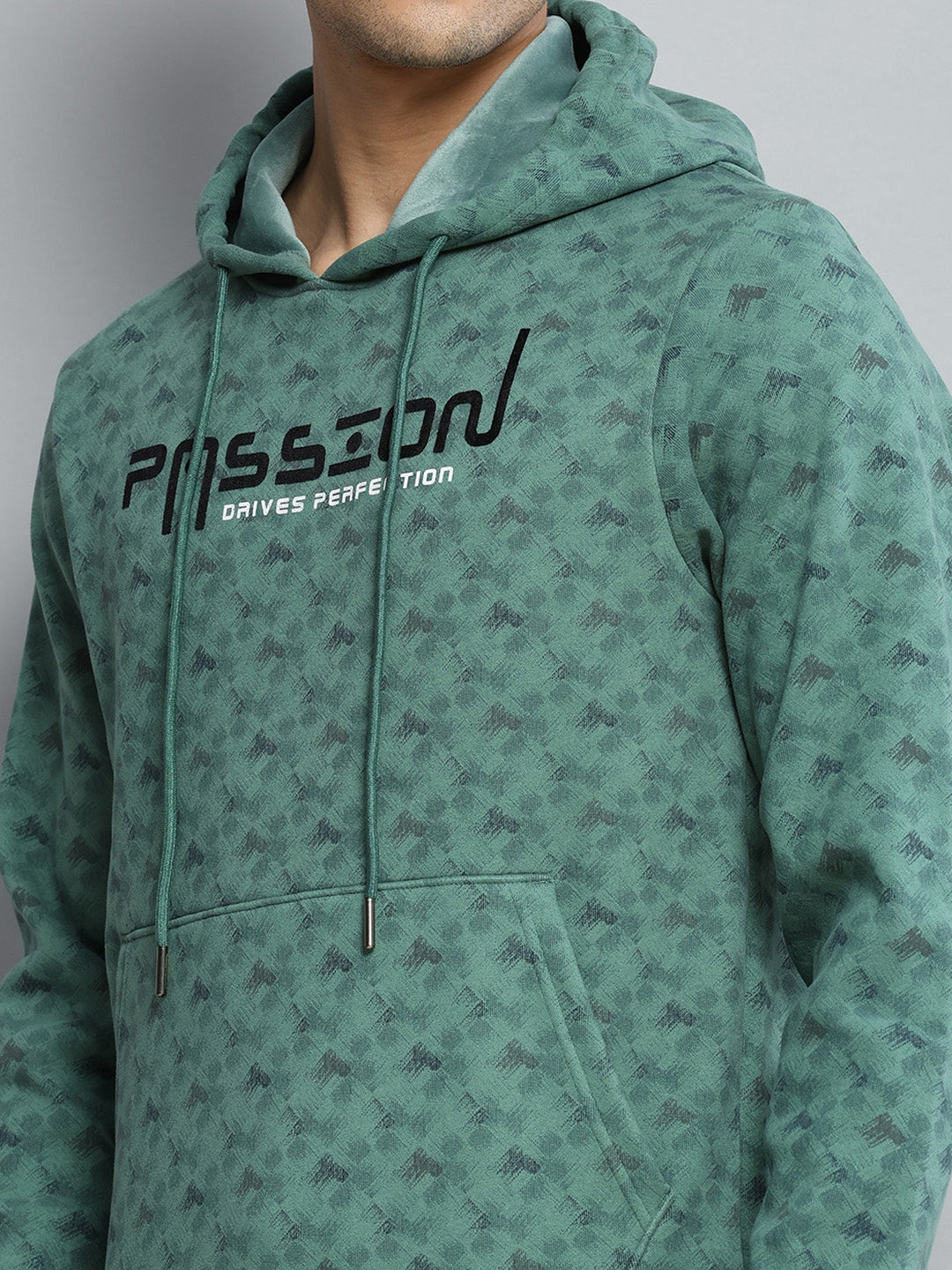 Men Green Printed Hooded Full Sleeve Sweatshirt