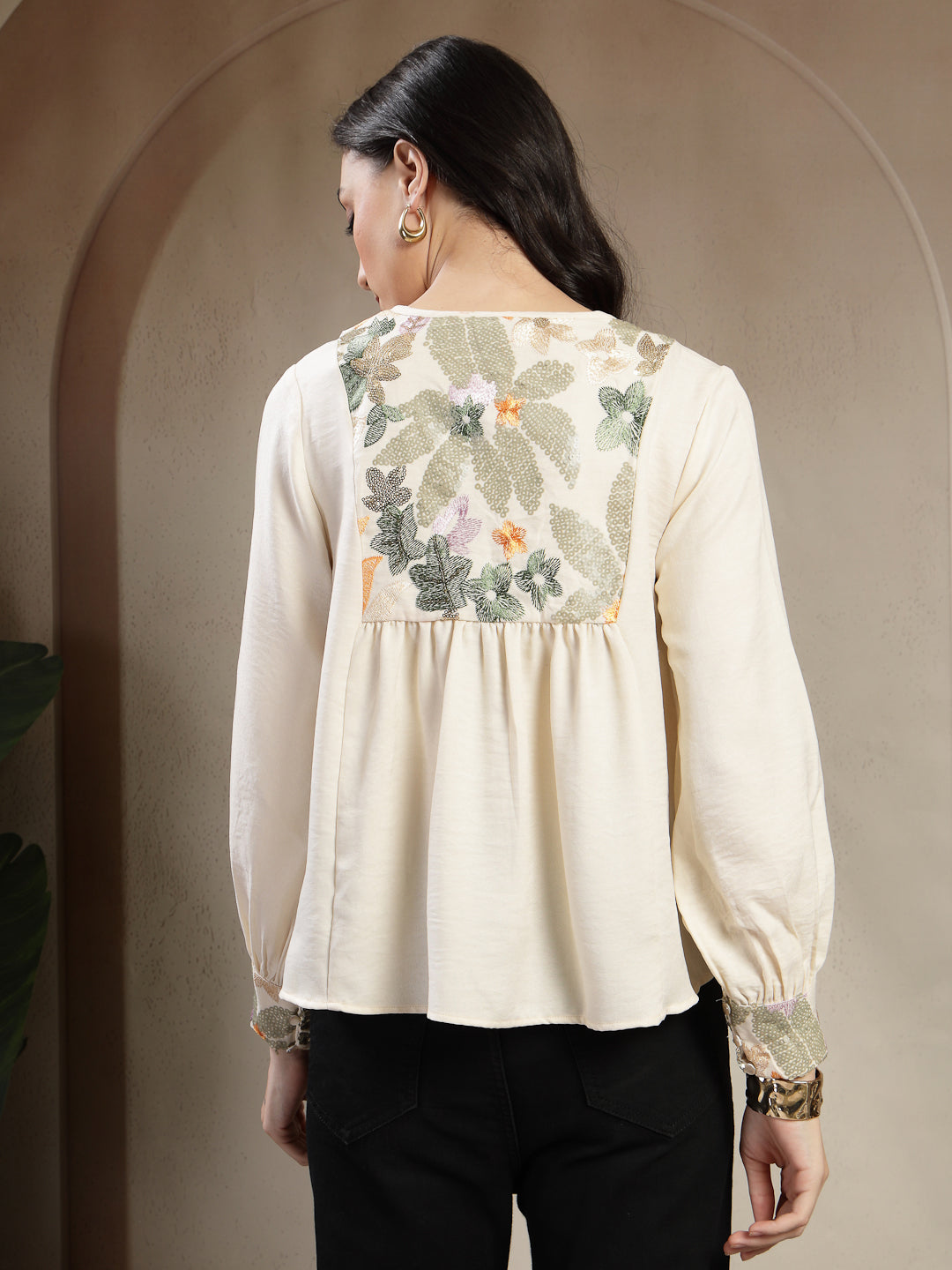 Gipsy Beige Tunic With Metal Engraved Buttons, Cuff And Yoke Embroidery