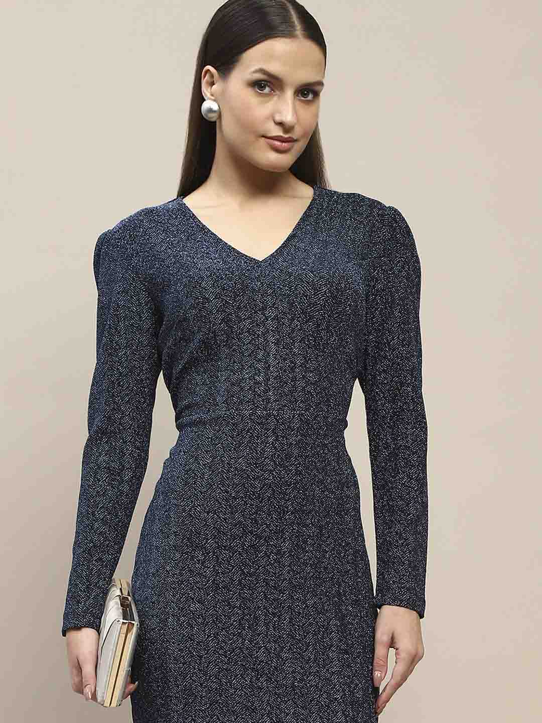 Madame Overlapping Detailed Navy Blue Knitted Midi Dress