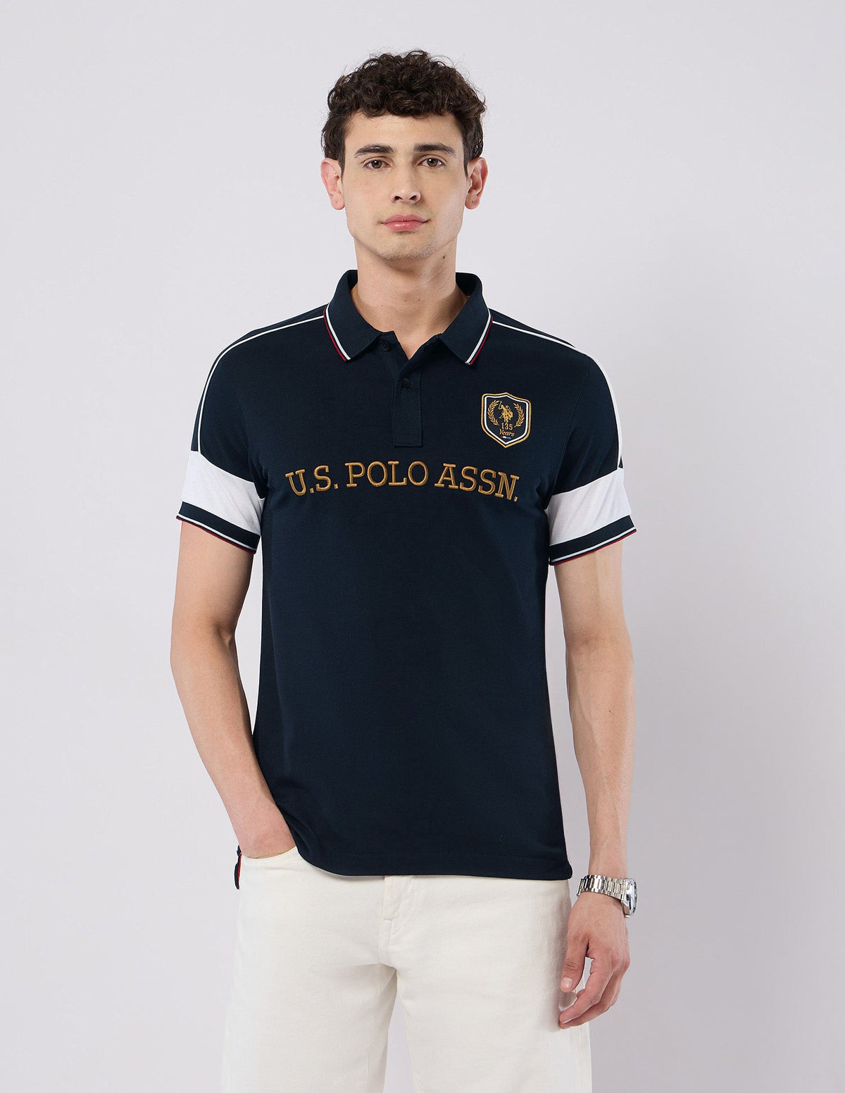 U.S. Polo men's T-shirt in classic style, black fabric with U.S. Polo logo on chest, casual fit, short sleeves, round neckline.