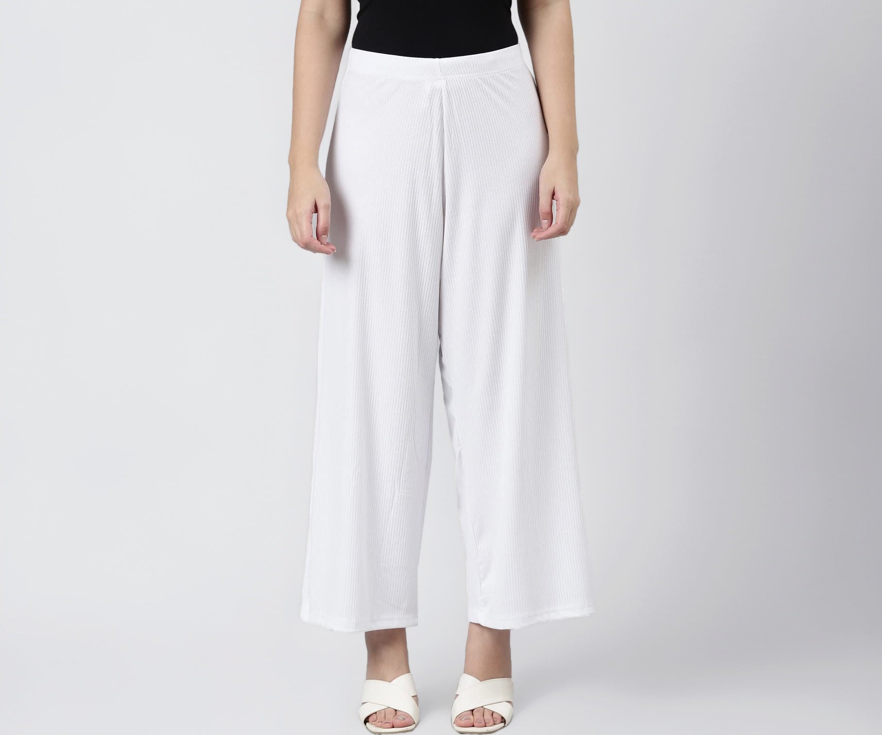 GO COLORS Women Solid White Knit Viscose Mid Rise Palazzos - M