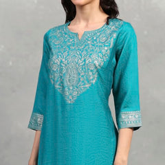 Rangriti Women's Viscose Blend Solid Straight Kurta (FESESN20857AW25TEAL_Teal