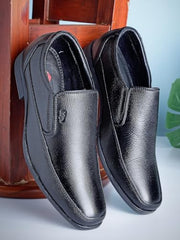 Lee Cooper LC1474E2R Mens Lightweight Leather Shoes | Comfortable, Stylish Slip-On Formal Footwear for Office, Business 42EU_8UK Black