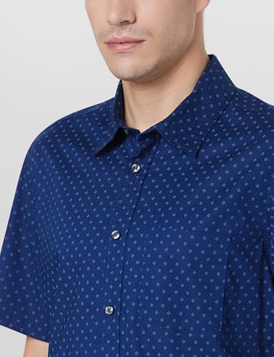 GAP Men Half Sleeve Geometric Print Regular Fit