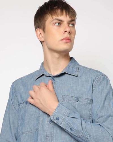 GAP Mens Chambray Spread?Collar Shirt with Patch Pockets, Blue,L