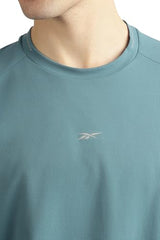 Reebok Men T Shirt Black
