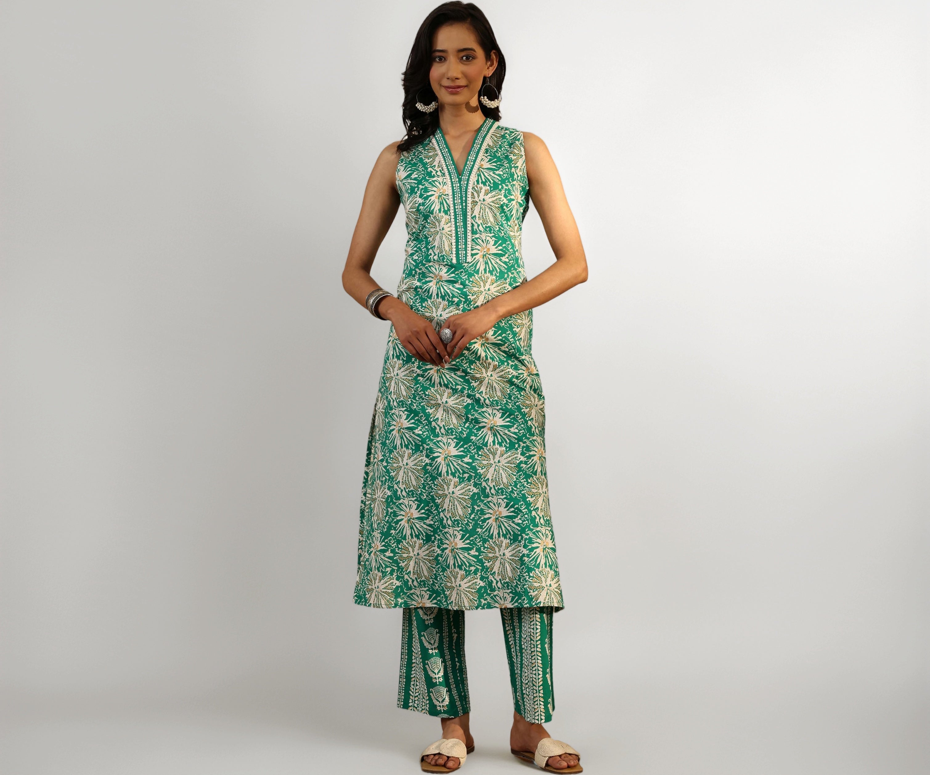 Libas Printed Cotton Blend Straight Kurta Set For Women (401247S)