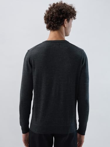 Raymond Men Regular Fit Solid Pattern Marino Wool Acryalic Blend Rib Collar Full Sleeve Casual Sweater