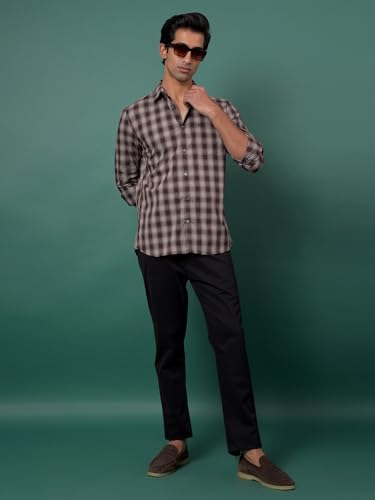 Black Crimsoune Club men's casual trouser, tailored fit, with front and back pockets, suitable for everyday wear.