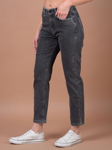 Crimsoune Club Women's Black Straight Jeans