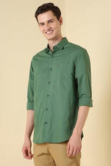 Allen Solly Men Green Solid Full Sleeves Casual Shirts