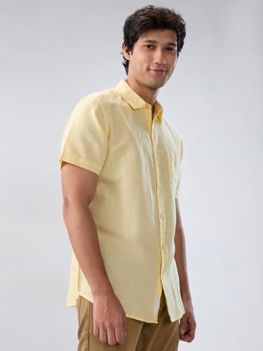 Men Spykar Yellow Solid Regular Fit Shirt