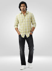 Men Spykar Black Solid Comfort Fit Mid Rise Jeans