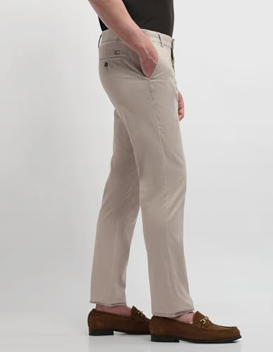 Arrow Sport men's Bronson slim fit art on chinos casual trousers, showing the slim fit and stylish design in a natural pose.