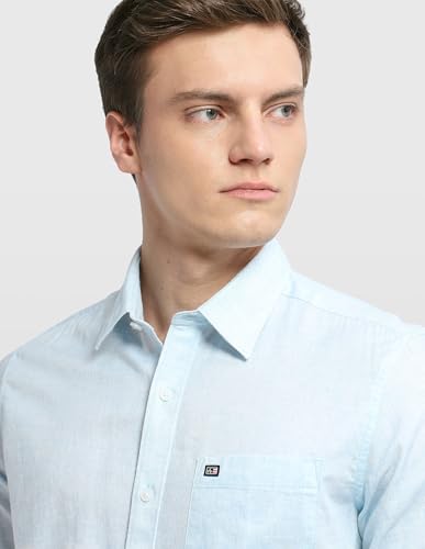 Arrow Sport Men's sage and sun-colored slim fit Chelsea casual shirt, detailed fabric texture and classic collar design.