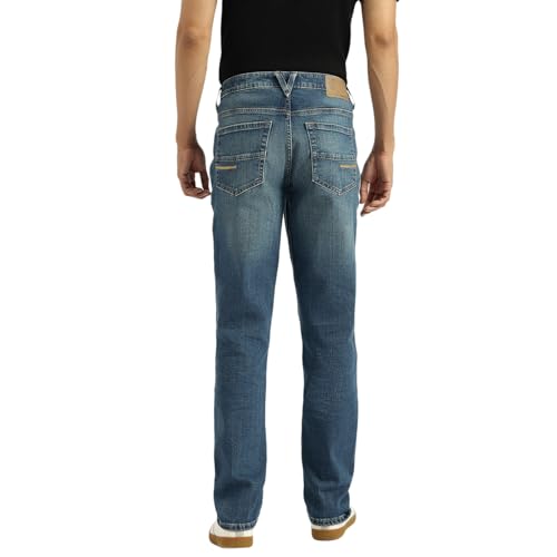 United Colors of Benetton washed straight fit men's jeans, light blue denim with classic five-pocket design.