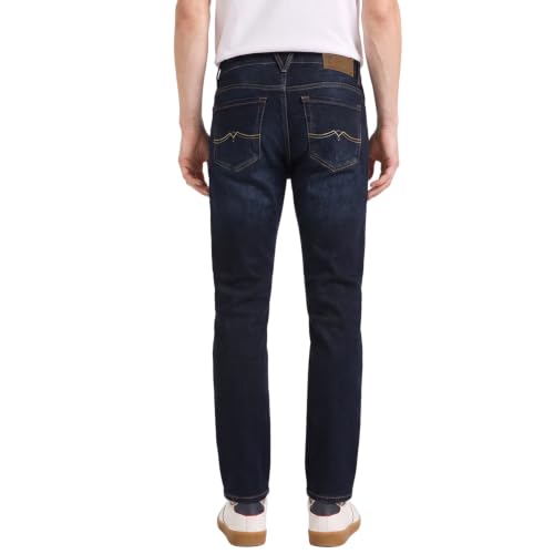 United Colors of Benetton Solid Slim Tapered Fit Jeans