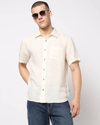 GAP Men's Spread Collar Shirt