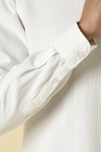 Men White Custom Fit Textured Full Sleeves Casual Shirt