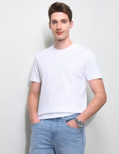 U.S.Polo Association men's embossed slim fit T-shirt in black with short sleeves and classic crew neckline.