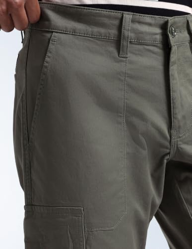 Flying Machine Army Green Solid Twill Relaxed Fit Men's Cargos