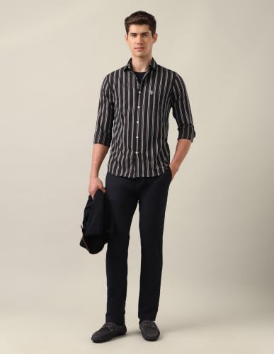 U.S.Polo Association Men's Tailored Fit Vertical Striped Shirt