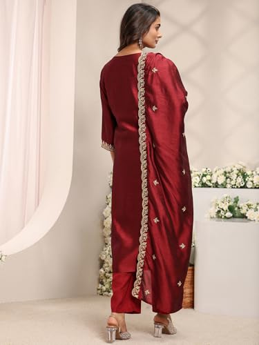Libas Embroidered Silk Blend Straight Kurta With Trouser and Dupatta