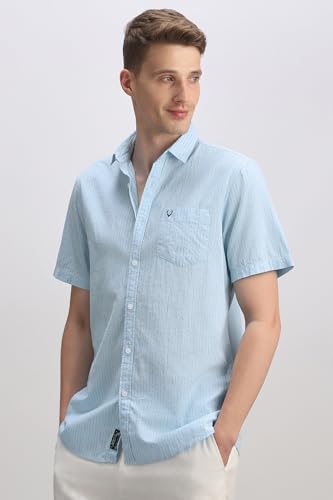 Men Light Blue Custom Fit Stripe Half Sleeves Casual Shirt