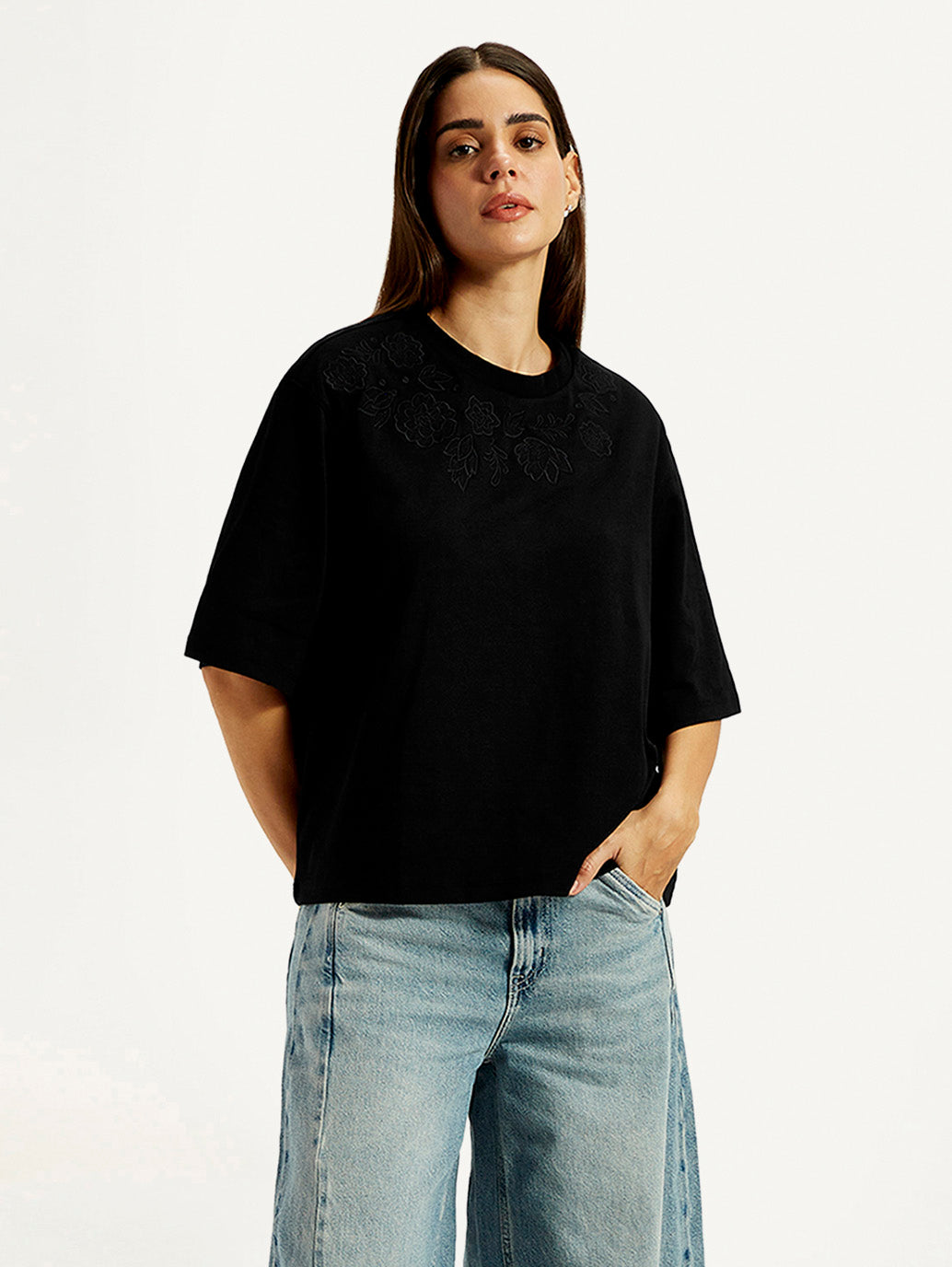 Levi's women's black embroidered relaxed fit T-shirt featuring western-style design, casual short-sleeve top for women.
