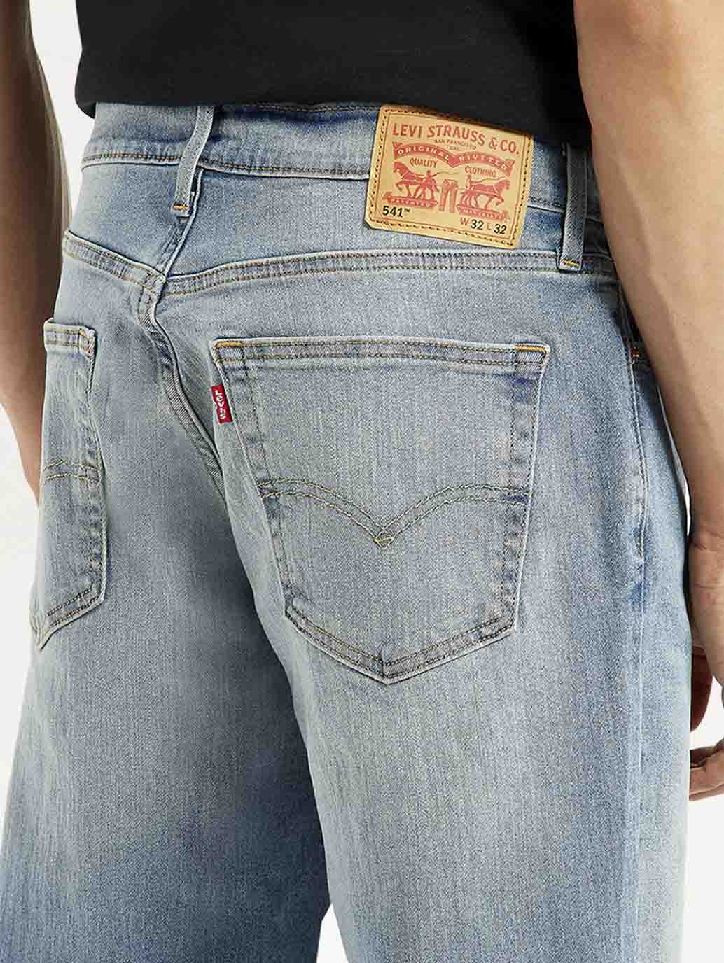 Levis Mens Jeans A6635-0107