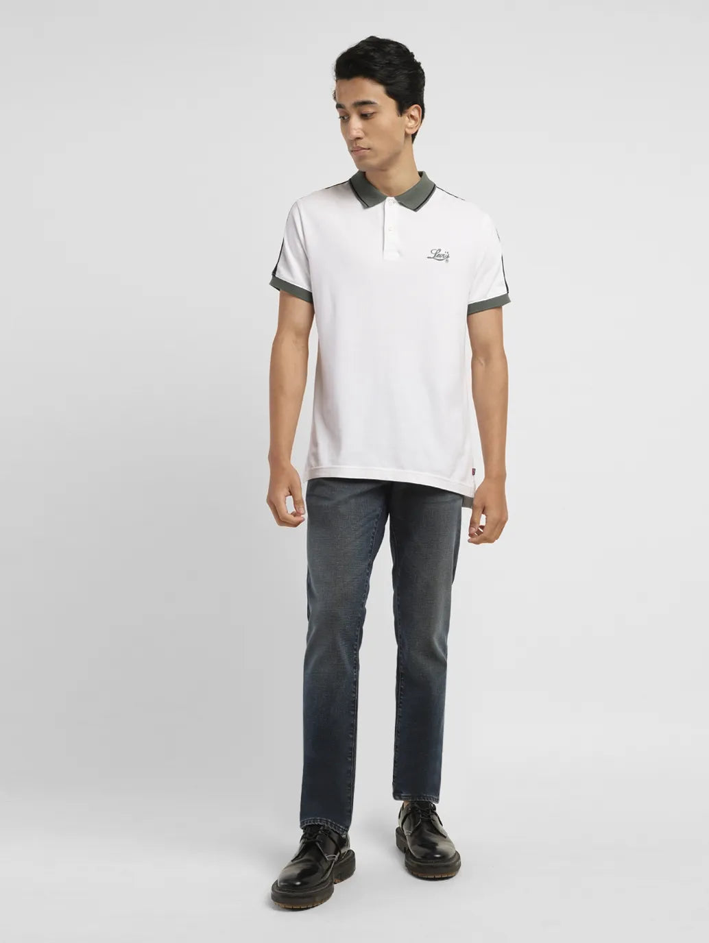 Men'S Solid Slim Fit Polo T-Shirt