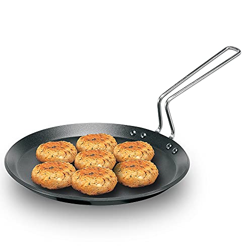 Hawkins Futura 26 cm Flat Tava, Non Stick Tawa with Stainless Steel Handle, Tawa with Rim, Pancake Pan, Flat Pan, Black (NFT26)