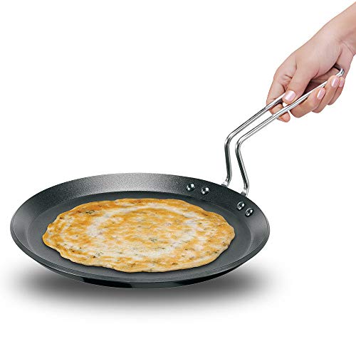 Hawkins Futura 26 cm Flat Tava, Non Stick Tawa with Stainless Steel Handle, Tawa with Rim, Pancake Pan, Flat Pan, Black (NFT26)