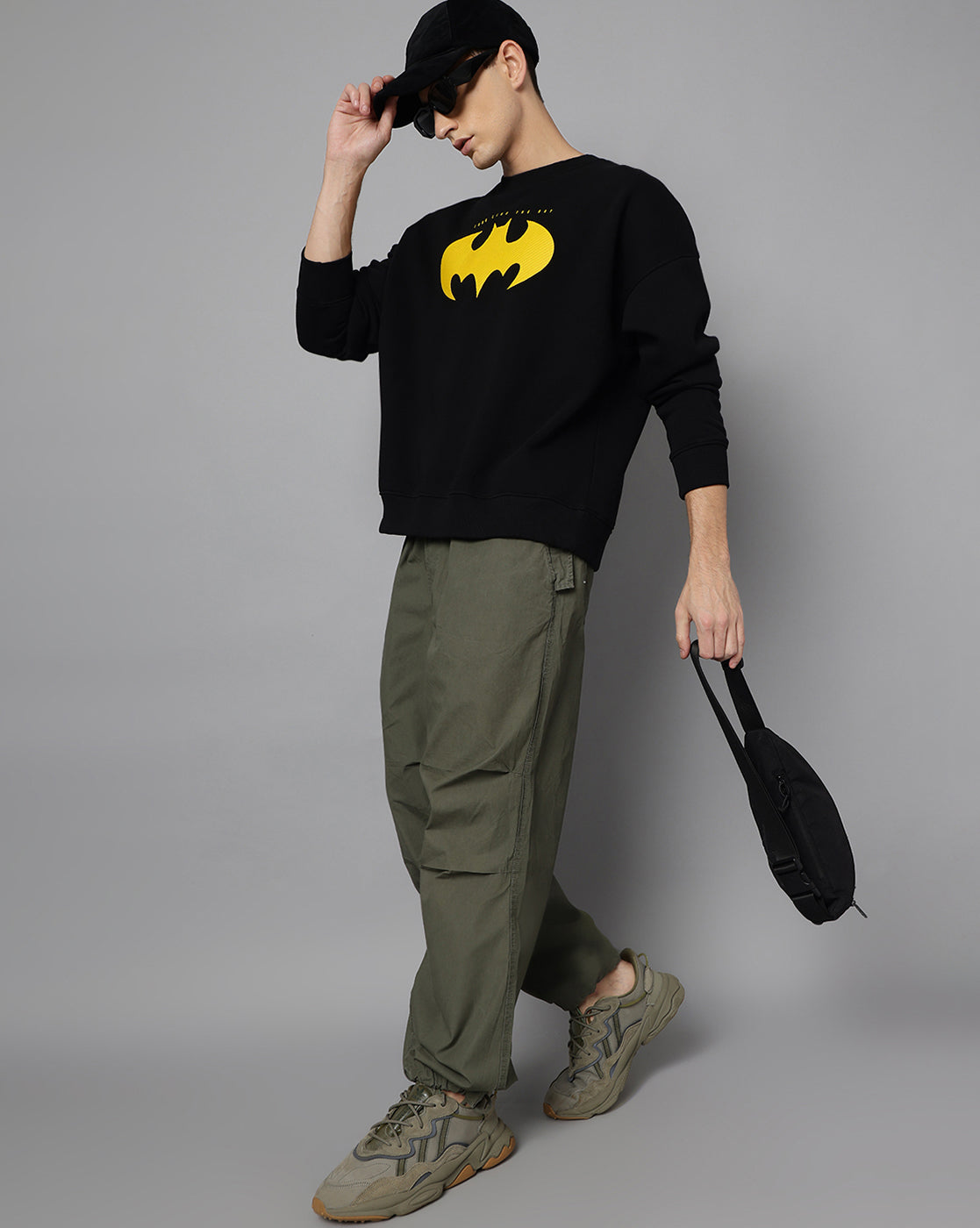 Batman Long Live The Bat 85Th Anniversary Edition Oversized Sweatshirt