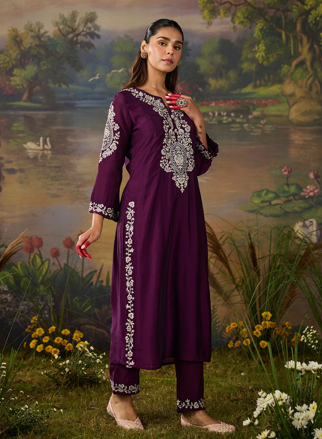 Husna Silk Embroidered Ladies Straight Suit Set With Dupatta