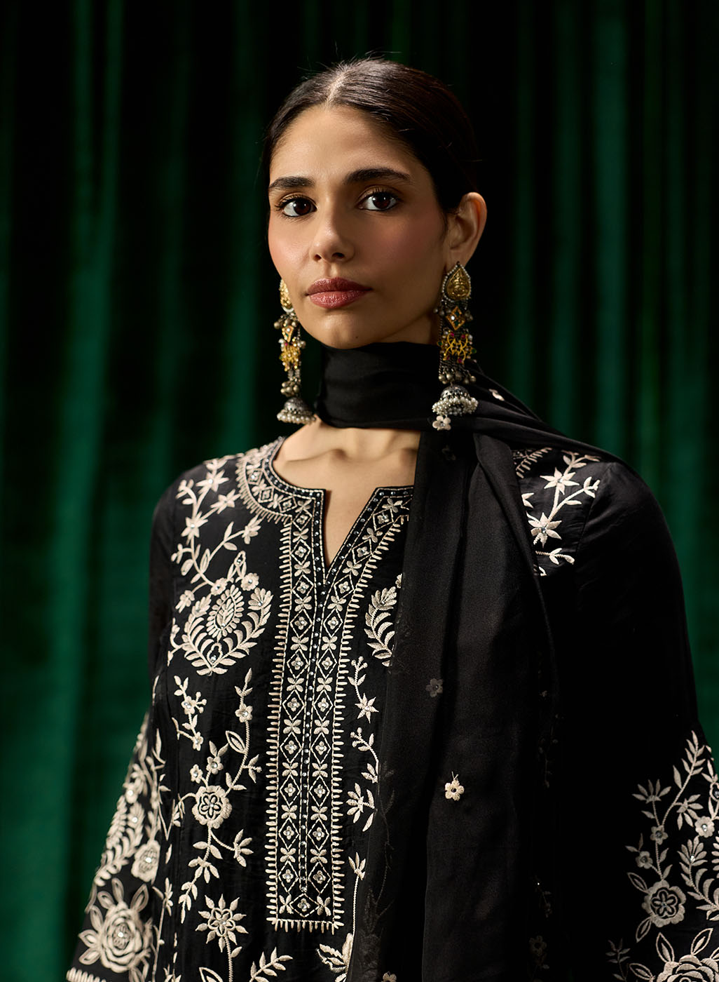 Raina Embroidered Ladies Kurta Set With Dupatta