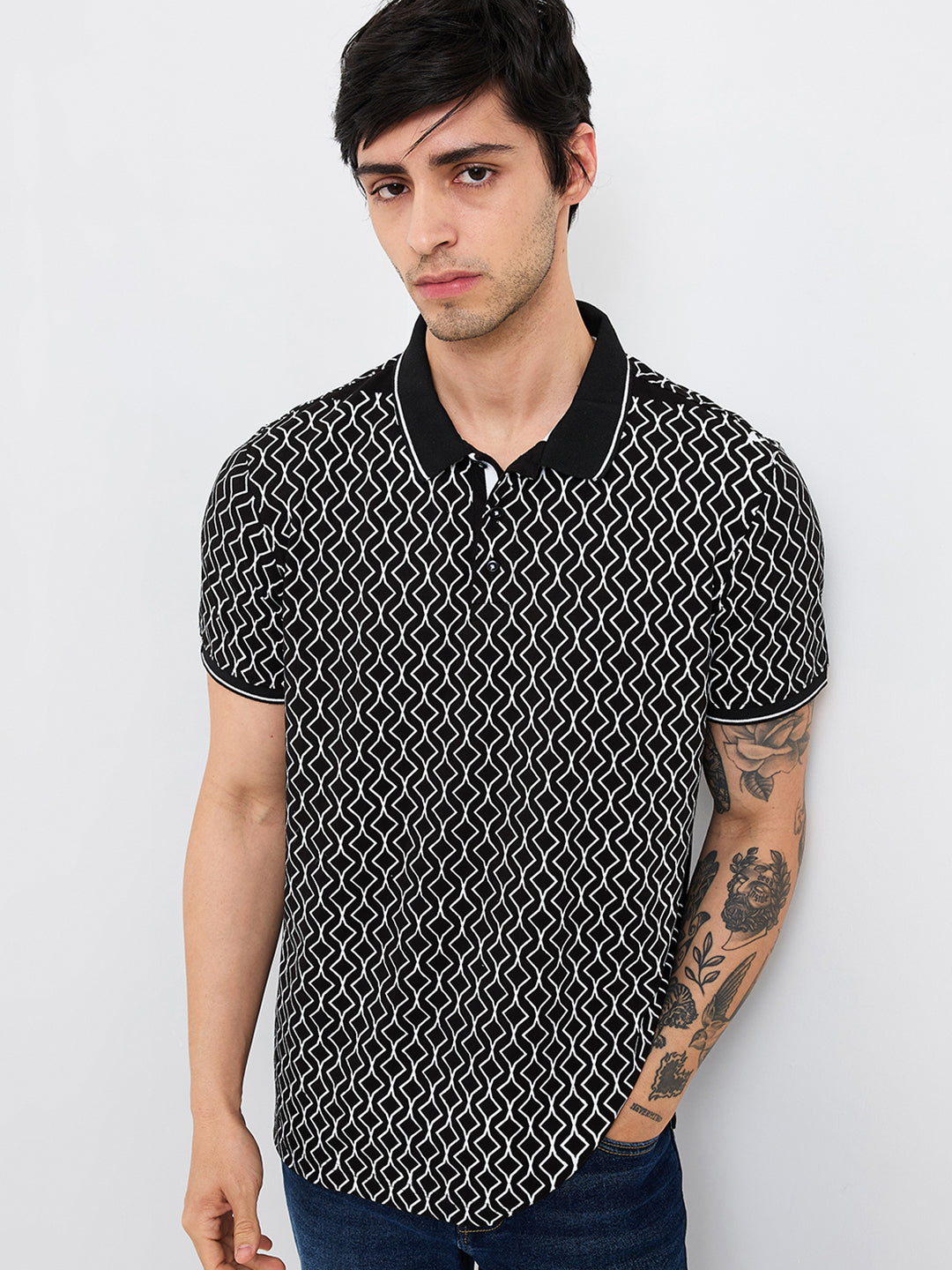 Men Black Slim Fit Printed Half Sleeve T-Shirt