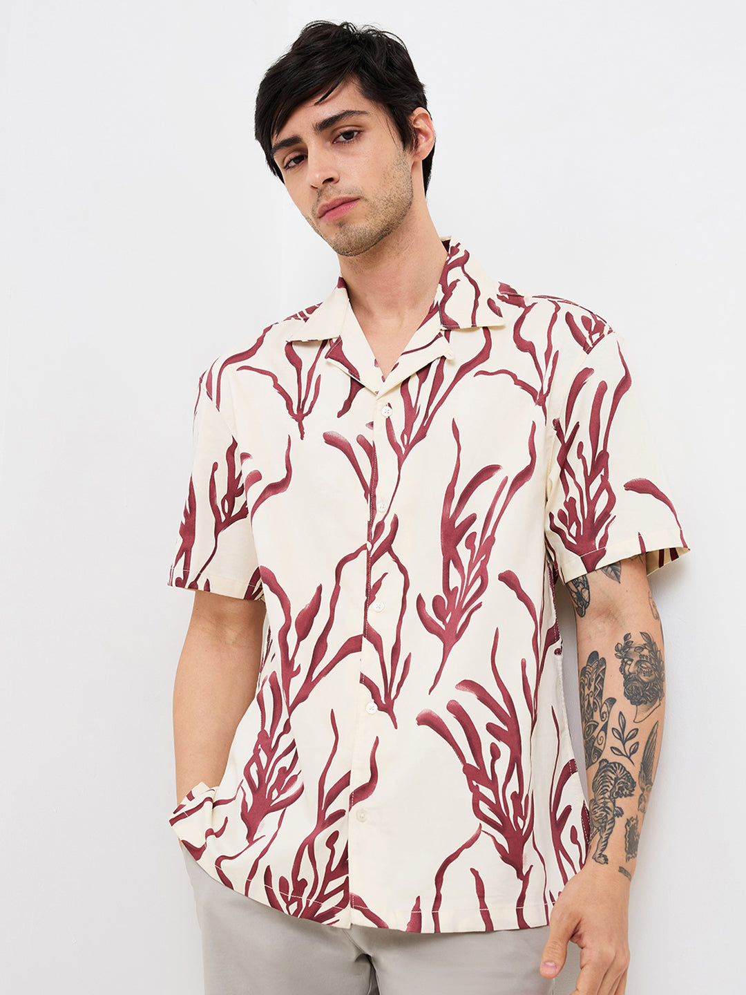 Men Red Relaxed Fit Printed Half Sleeve Shirt