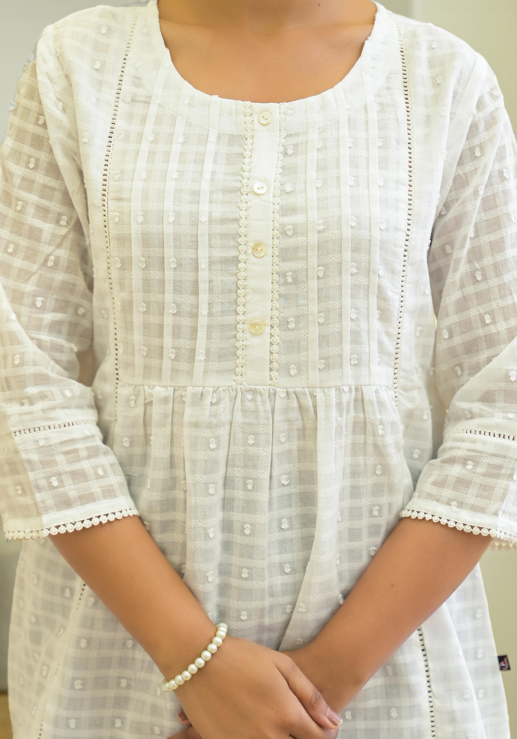 White Solid Cotton Tunic With Buttons & Lace